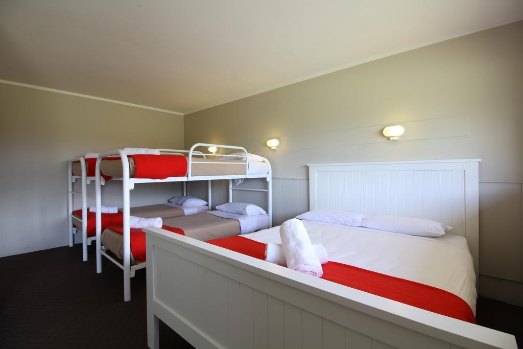 Snowy Mountains Resort And Function Centre Адаминаби Номер фото